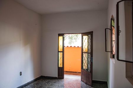 Casa à venda com 240m², 4 quartos e 1 vaga Casa à venda com 240m², 4 quartos e 1 vagaCasa 1 - Sala