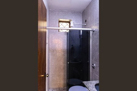 Casa à venda com 240m², 4 quartos e 1 vaga Casa à venda com 240m², 4 quartos e 1 vagaCasa 1 - Banheiro