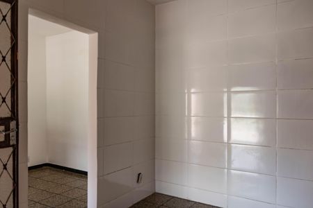 Casa à venda com 240m², 4 quartos e 1 vaga Casa à venda com 240m², 4 quartos e 1 vagaCasa 2 - Cozinha