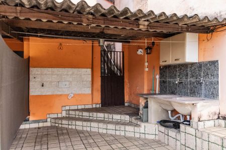 Casa à venda com 240m², 4 quartos e 1 vaga Casa à venda com 240m², 4 quartos e 1 vagaÁrea de Serviço