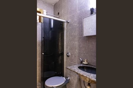 Casa à venda com 240m², 4 quartos e 1 vaga Casa à venda com 240m², 4 quartos e 1 vagaCasa 1 - Banheiro