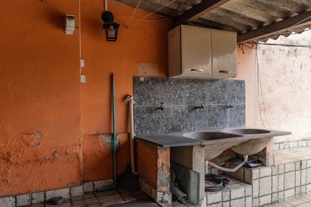 Casa à venda com 240m², 4 quartos e 1 vaga Casa à venda com 240m², 4 quartos e 1 vagaÁrea de Serviço