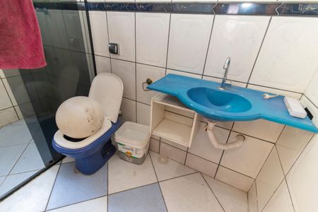 Casa à venda com 52m², 2 quartos e 1 vaga Casa à venda com 52m², 2 quartos e 1 vagaBanheiro 1