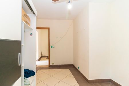 Casa à venda com 52m², 2 quartos e 1 vaga Casa à venda com 52m², 2 quartos e 1 vagaQuarto 1