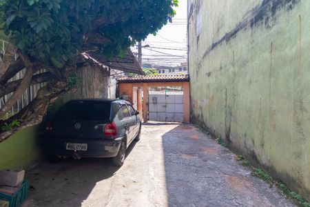 Casa à venda com 52m², 2 quartos e 1 vaga Casa à venda com 52m², 2 quartos e 1 vagaEntrada