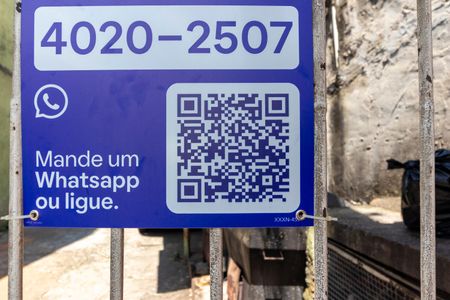 Casa à venda com 52m², 2 quartos e 1 vaga Casa à venda com 52m², 2 quartos e 1 vagaPlaquinha