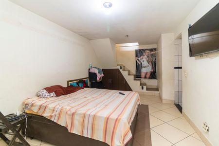 Casa à venda com 52m², 2 quartos e 1 vaga Casa à venda com 52m², 2 quartos e 1 vagaSala