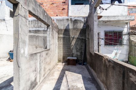 Casa à venda com 52m², 2 quartos e 1 vaga Casa à venda com 52m², 2 quartos e 1 vagaQuintal