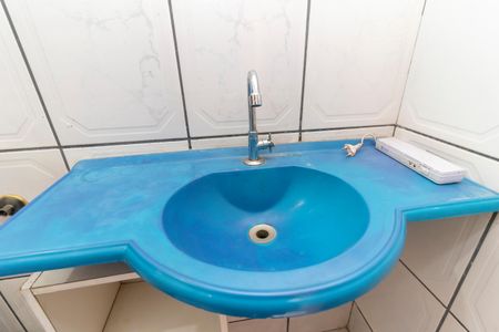 Casa à venda com 52m², 2 quartos e 1 vaga Casa à venda com 52m², 2 quartos e 1 vagaBanheiro 1