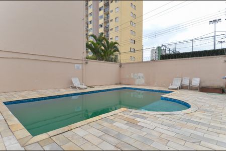 Apartamento à venda com 76m², 3 quartos e 1 vaga Apartamento à venda com 76m², 3 quartos e 1 vagaÁrea comum - Piscina