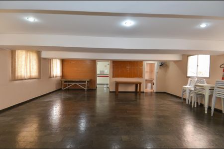 Apartamento à venda com 76m², 3 quartos e 1 vaga Apartamento à venda com 76m², 3 quartos e 1 vagaÁrea comum - Salão de festas