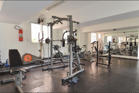 Apartamento à venda com 76m², 3 quartos e 1 vaga Apartamento à venda com 76m², 3 quartos e 1 vagaAcademia