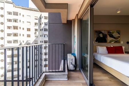 Studio para alugar com 31m², 1 quarto e sem vaga Studio para alugar com 31m², 1 quarto e sem vagaVaranda Studio