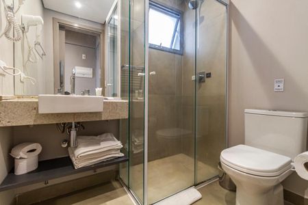 Studio para alugar com 25m², 1 quarto e sem vaga Studio para alugar com 25m², 1 quarto e sem vagaBanheiro