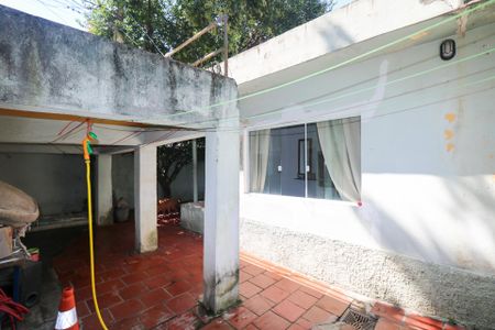 Casa à venda com 63m², 1 quarto e 1 vaga Casa à venda com 63m², 1 quarto e 1 vagaQuintal