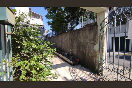 Casa à venda com 63m², 1 quarto e 1 vaga Casa à venda com 63m², 1 quarto e 1 vagaGaragem