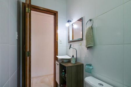 Casa à venda com 63m², 1 quarto e 1 vaga Casa à venda com 63m², 1 quarto e 1 vagaBanheiro