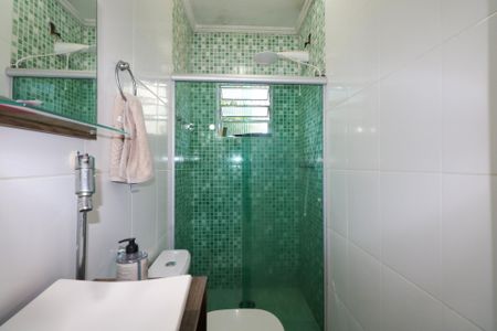 Casa à venda com 63m², 1 quarto e 1 vaga Casa à venda com 63m², 1 quarto e 1 vagaBanheiro