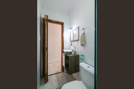 Casa à venda com 63m², 1 quarto e 1 vaga Casa à venda com 63m², 1 quarto e 1 vagaBanheiro