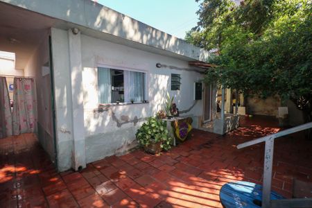 Casa à venda com 63m², 1 quarto e 1 vaga Casa à venda com 63m², 1 quarto e 1 vagaQuintal