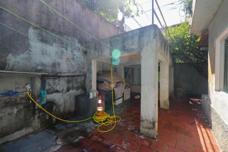 Casa à venda com 63m², 1 quarto e 1 vaga Casa à venda com 63m², 1 quarto e 1 vagaQuintal