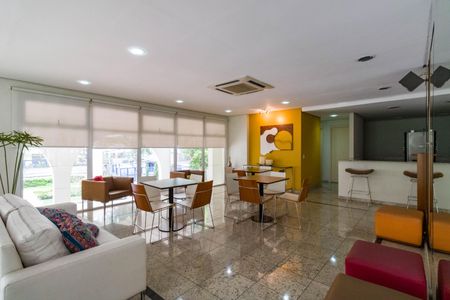 Apartamento à venda com 33m², 1 quarto e 1 vaga Apartamento à venda com 33m², 1 quarto e 1 vagaÁrea comum - Salão de festas