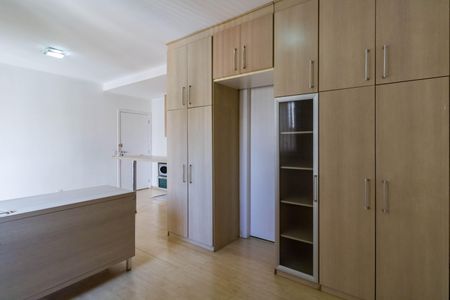 Apartamento à venda com 33m², 1 quarto e 1 vaga Apartamento à venda com 33m², 1 quarto e 1 vagaSuite