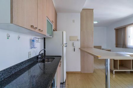 Apartamento à venda com 33m², 1 quarto e 1 vaga Apartamento à venda com 33m², 1 quarto e 1 vagaCozinha