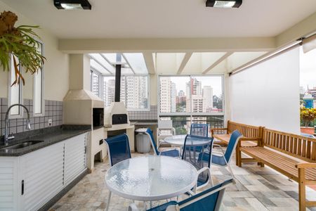 Apartamento à venda com 33m², 1 quarto e 1 vaga Apartamento à venda com 33m², 1 quarto e 1 vagaÁrea comum - Churrasqueira