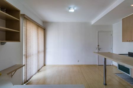 Apartamento à venda com 33m², 1 quarto e 1 vaga Apartamento à venda com 33m², 1 quarto e 1 vagaSala