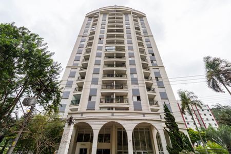 Apartamento à venda com 33m², 1 quarto e 1 vaga Apartamento à venda com 33m², 1 quarto e 1 vagaFachada