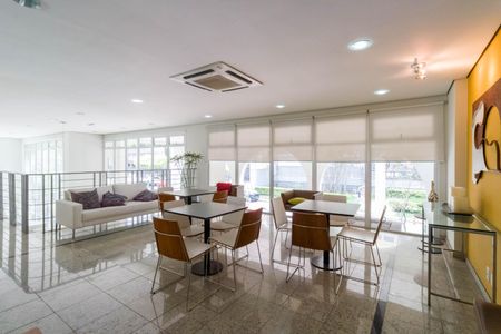 Apartamento à venda com 33m², 1 quarto e 1 vaga Apartamento à venda com 33m², 1 quarto e 1 vagaÁrea comum - Salão de festas