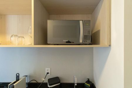 Studio para alugar com 32m², 1 quarto e sem vaga Studio para alugar com 32m², 1 quarto e sem vagaCozinha