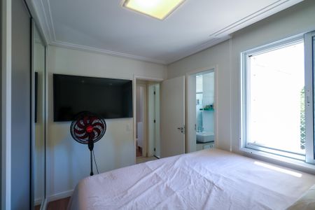 Apartamento à venda com 79m², 3 quartos e 2 vagas Apartamento à venda com 79m², 3 quartos e 2 vagasSuíte