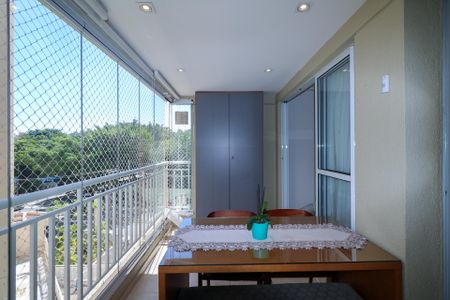 Apartamento à venda com 79m², 3 quartos e 2 vagas Apartamento à venda com 79m², 3 quartos e 2 vagasVaranda Gourmet