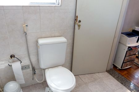 Casa à venda com 273m², 4 quartos e 2 vagas Casa à venda com 273m², 4 quartos e 2 vagasBanheiro da Suíte 2