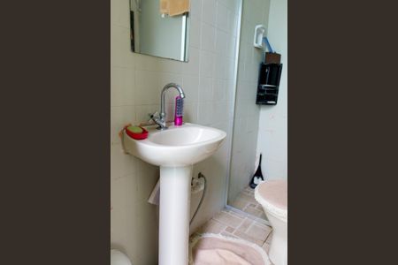 Casa à venda com 273m², 4 quartos e 2 vagas Casa à venda com 273m², 4 quartos e 2 vagasBanheiro