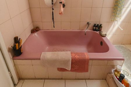 Casa à venda com 126m², 2 quartos e 2 vagas Casa à venda com 126m², 2 quartos e 2 vagasBanheiro