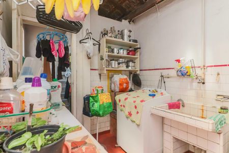 Casa à venda com 126m², 2 quartos e 2 vagas Casa à venda com 126m², 2 quartos e 2 vagasLavanderia