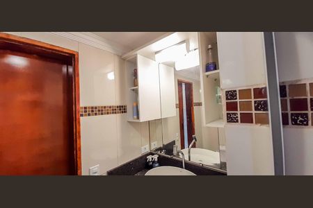 Apartamento à venda com 68m², 2 quartos e 2 vagas Apartamento à venda com 68m², 2 quartos e 2 vagasBanheiro Social