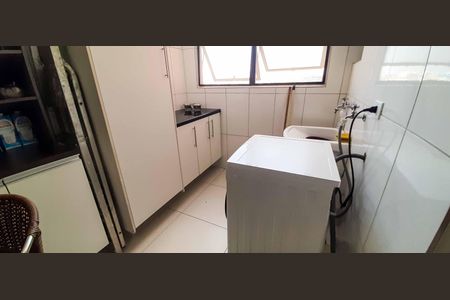 Apartamento à venda com 68m², 2 quartos e 2 vagas Apartamento à venda com 68m², 2 quartos e 2 vagasLavanderia