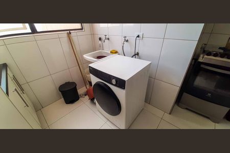 Apartamento à venda com 68m², 2 quartos e 2 vagas Apartamento à venda com 68m², 2 quartos e 2 vagasLavanderia