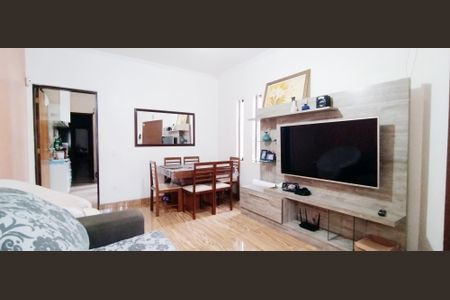 Casa à venda com 170m², 3 quartos e 2 vagas Casa à venda com 170m², 3 quartos e 2 vagasSala