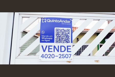 Casa à venda com 170m², 3 quartos e 2 vagas Casa à venda com 170m², 3 quartos e 2 vagasPlaca