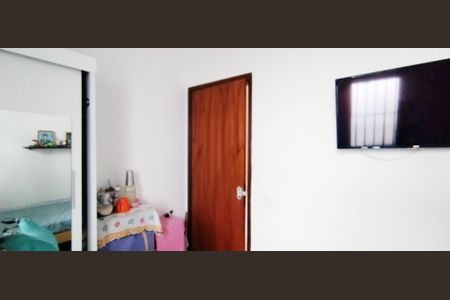 Casa à venda com 170m², 3 quartos e 2 vagas Casa à venda com 170m², 3 quartos e 2 vagasQuarto 2