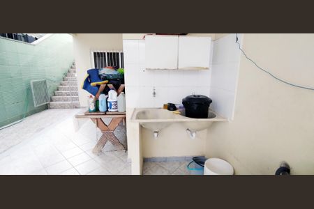 Casa à venda com 170m², 3 quartos e 2 vagas Casa à venda com 170m², 3 quartos e 2 vagasÁrea de Serviço