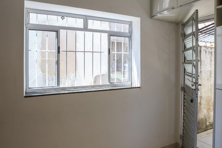 Casa à venda com 88m², 2 quartos e sem vaga Casa à venda com 88m², 2 quartos e sem vagaCozinha