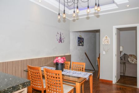 Casa à venda com 88m², 2 quartos e sem vaga Casa à venda com 88m², 2 quartos e sem vagaSala