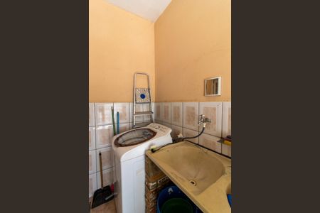 Casa à venda com 180m², 3 quartos e 2 vagas Casa à venda com 180m², 3 quartos e 2 vagasÁrea de Serviço