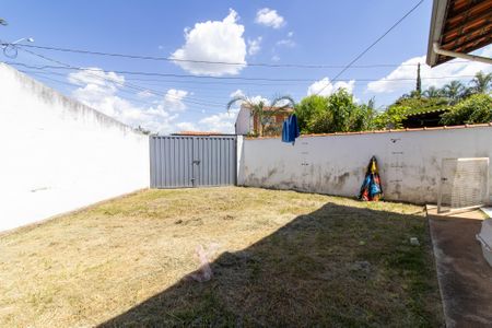 Casa à venda com 180m², 3 quartos e 2 vagas Casa à venda com 180m², 3 quartos e 2 vagasÁrea comum